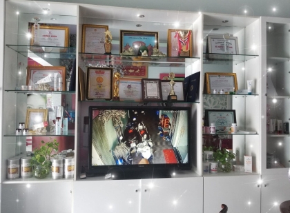 Sakura Thu Hằng: Tái tạo vẻ đẹp thanh xuân viên mãn